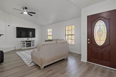 1032 Twin Falls Drive, DeSoto TX 75115 - Photo 5