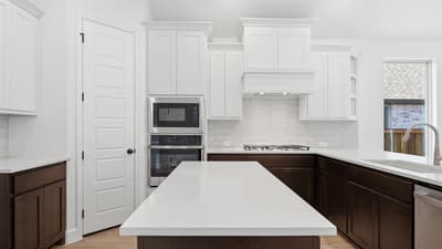 7313 Pinales Way, McKinney TX 75071 - Photo 2