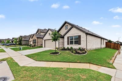 157 Greenback Trail, Fort Worth TX 76131 - Photo 2