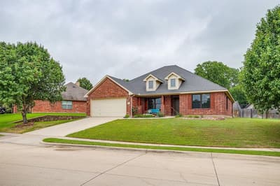 2720 Pinnacle Drive, Burleson TX 76028 - Photo 3