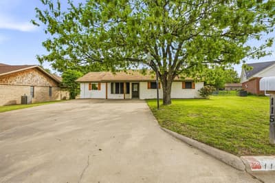 115 Doublehorn Street, Stephenville TX 76401 - Photo 3