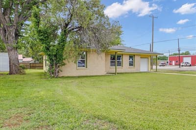 200 Victory Street, Bonham TX 75418 - Photo 2