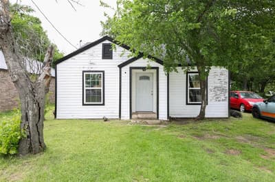 1011 Clay Street, Nocona TX 76255