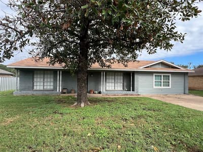 2809 N Murco Drive, Mineral Wells TX 76067 - Photo 2