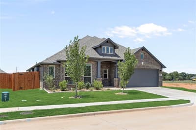 420 Carnero Drive, Granbury TX 76048 - Photo 3