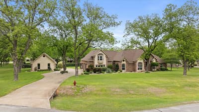 7404 Fox Fire Court, Granbury TX 76049 - Photo 2