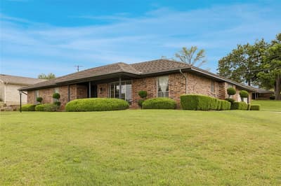 4859 Winesanker Way, Fort Worth TX 76133 - Photo 2