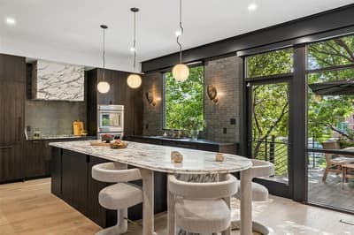 2911 Magnolia Hill Court, Dallas TX 75201