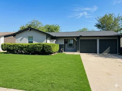 107 N Forest Crest Drive, Garland TX 75042