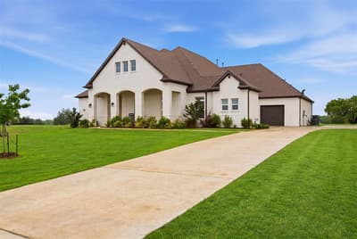 6008 Glenwood Drive, Joshua TX 76058