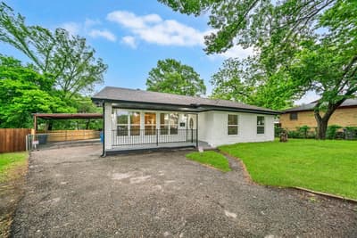 831 Glen Arbor Drive, Dallas TX 75241 - Photo 2