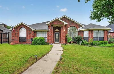 1701 Briargrove Drive, Mesquite TX 75181 - Photo 2