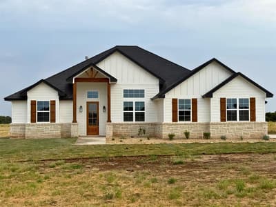 173 Willow Branch Road, McGregor TX 76657