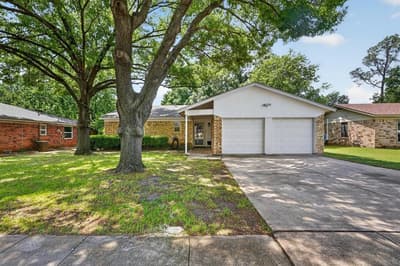 224 Hudson Avenue, Crowley TX 76036