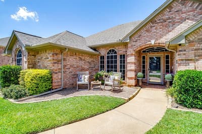 7732 Bridlewood Court, North Richland Hills TX 76182 - Photo 3