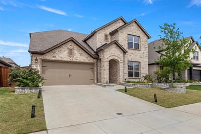 1913 Braided Mane Avenue, Aubrey TX 76227 - Photo 2