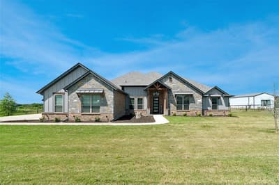 587 Old Agnes Road, Weatherford TX 76088