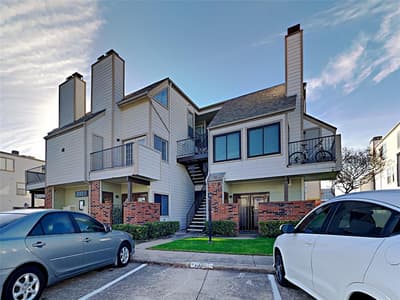 3121 Sondra Drive # 208, Fort Worth TX 76107