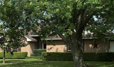 202 Castleridge Drive, Red Oak TX 75154