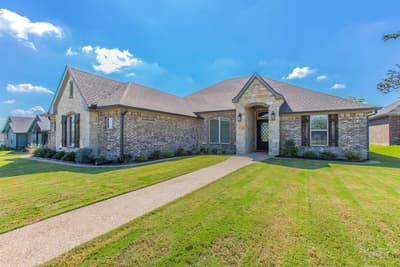233 Fox Run Lane, Robinson TX 76706 - Photo 2