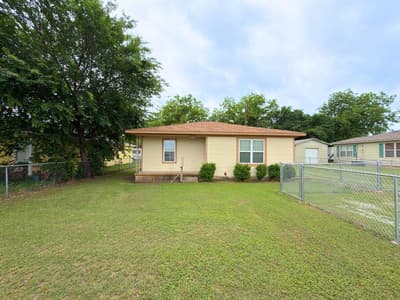 102 Ator Street, Lipan TX 76462