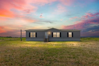 3828 Farm Road 272, Celeste TX 75423