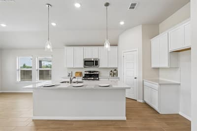 2900 Tamarack Lane, Denton TX 76226 - Photo 2