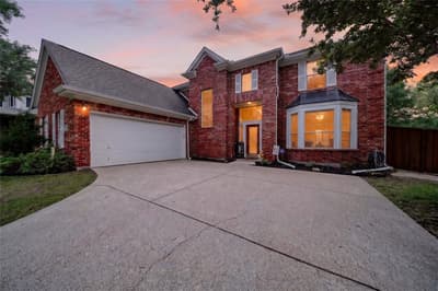 4502 Amanda Court, Rowlett TX 75088 - Photo 2