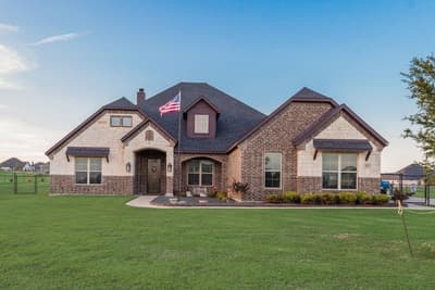 252 Agua Linda Drive, Godley TX 76044
