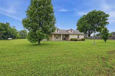 1808 E FM 120, Denison TX 75021 - Photo 4