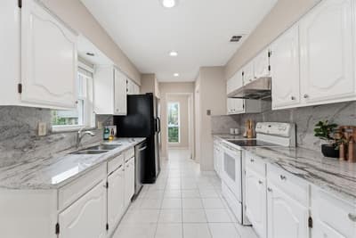 7114 Lo Chalmers Lane, Garland TX 75043 - Photo 5