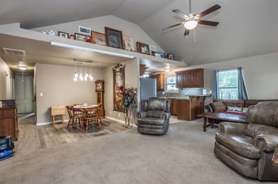 406 W Elm Street, Collinsville TX 76233 - Photo 3