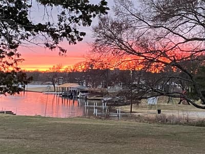 316 Comanche Drive, Lake Kiowa TX 76240 - Photo 2