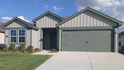 335 Whispering Pine Drive, Royse City TX 75189