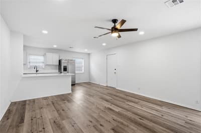 1900 MAHALIA Drive, Waco TX 76705 - Photo 5