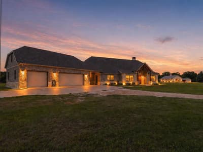 3317 Vz County Road 1804, Grand Saline TX 75140
