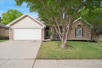 7205 Elm Wood Drive, North Richland Hills TX 76182