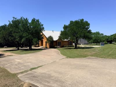 305 Twin Lakes Drive, Waxahachie TX 75165 - Photo 3