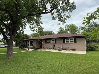510 S Avenue O, Clifton TX 76634