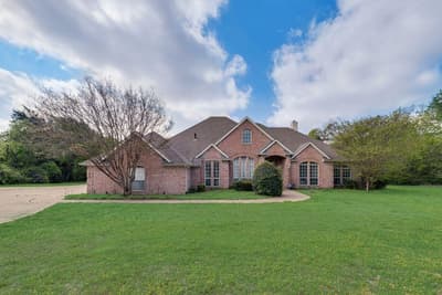 102 Dobbs Road, Lake Dallas TX 76208