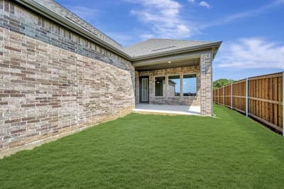 2120 Spotted Fawn Drive, Arlington TX 76005 - Photo 3
