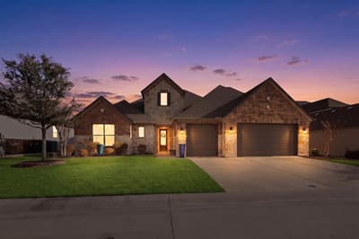 12213 Grosbeak Drive, Denton TX 76207 - Photo 3