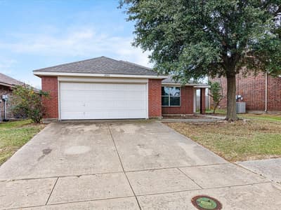 1201 Vicksburg Drive, Ennis TX 75119
