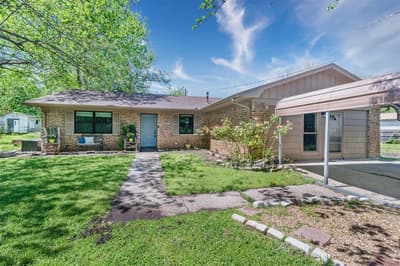 832 Cherry Street, Wolfe City TX 75496