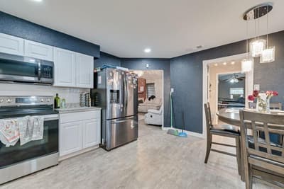 3815 INDIAN WELLS Drive, Arlington TX 76017 - Photo 3