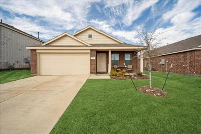 1005 Crestview Drive, Hutchins TX 75141