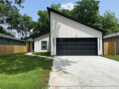 2811 Silkwood Street, Dallas TX 75215