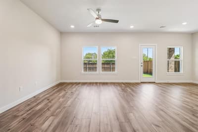 709 Vineyard Way, Forney TX 75126 - Photo 3
