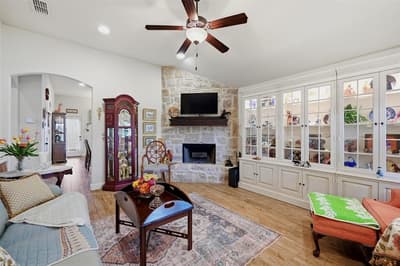 502 Pathfinder Street, Collinsville TX 76233 - Photo 5