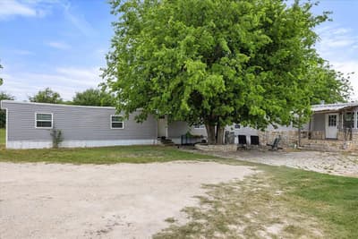 1274 County Road 2019 # B, Glen Rose TX 76043 - Photo 4